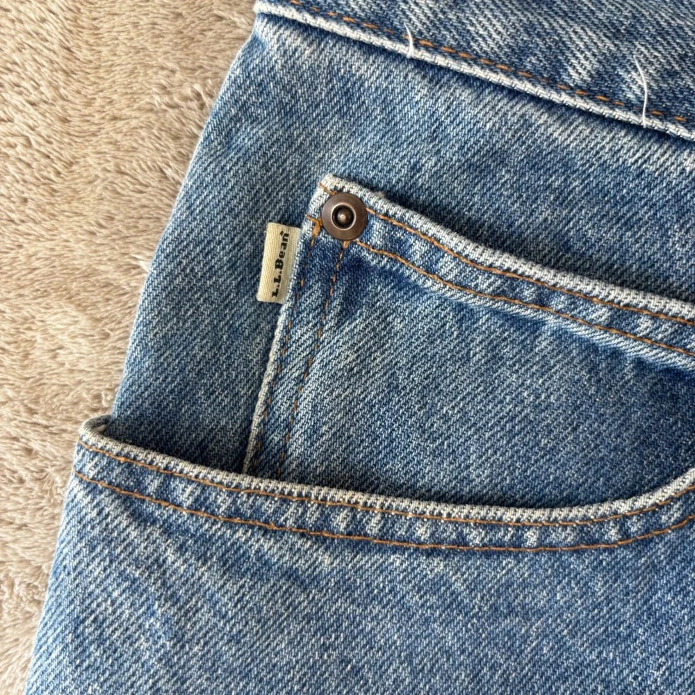 LL Bean Natural Fit Jeans Mens 40x32 Blue Good Medium Wash Straight Leg‎ Cotton
